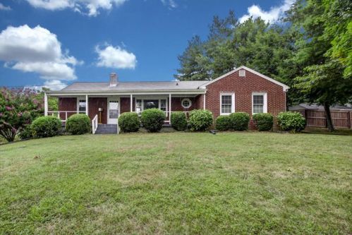 1712 Locke St, Salem, VA 24153-4112