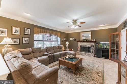 2037 Carmel Dr, Jamison PA  18929-1438 exterior