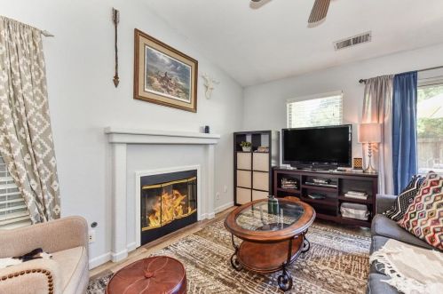 374 Bright Day Dr, Woodland CA  95695-6666 exterior