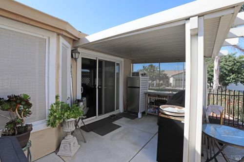 720 Livingston Pl, Rio Vista CA  94571-5116 exterior