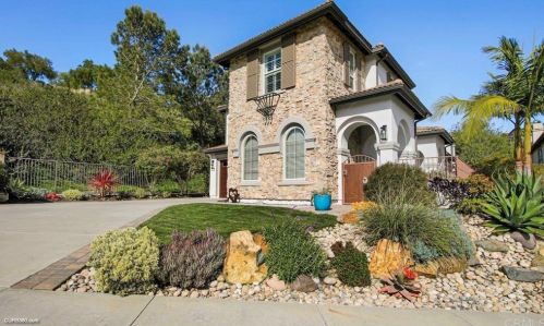 2434 Mica Rd, Carlsbad, CA 92009-1733