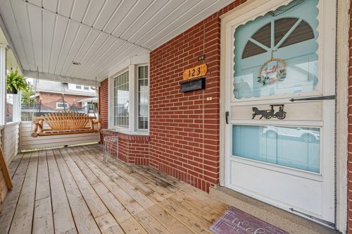 123 Washington St, Latrobe, PA 15650-1460