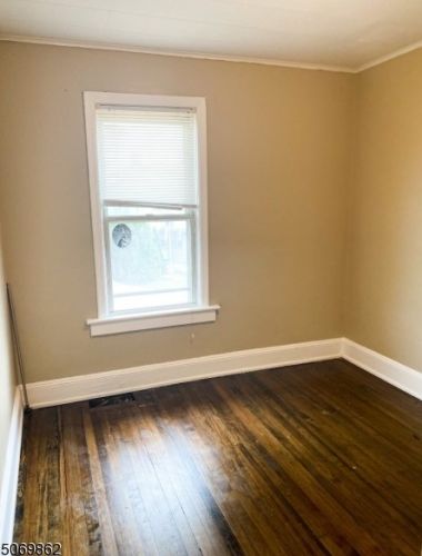 65 Manhattan Ave, Avenel NJ  07001-1737 exterior