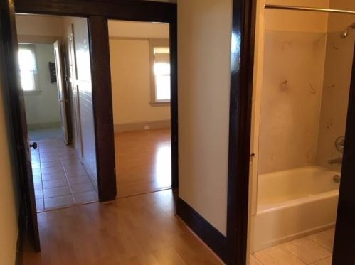 1064 Brunswick St, Daly City CA  94014-1201 exterior