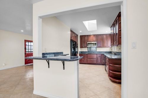 4223 Quapaw Ave, San Diego CA 92117-4525 exterior