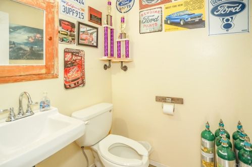 300 Country Clb Blvd, Big Bear City CA  92314-9258 exterior