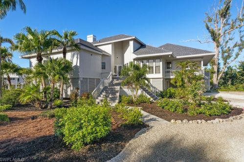 1322 Seaspray Ln, Sanibel, FL 33957-2619