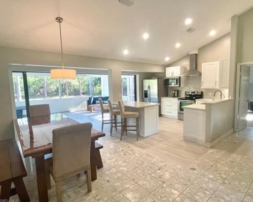 4580 1st Ave, Naples FL  34119-2651 exterior