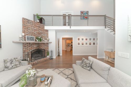 168 Connetquot Rd, Oakdale NY  11769-2118 exterior