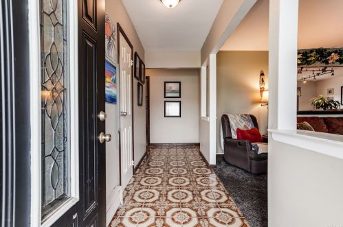 24 Ashland St, Mount Sinai NY  11766-2902 exterior