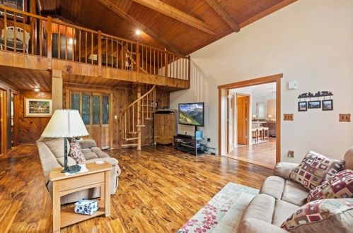 110 Mcclelland Ave, Greenville PA  16125-8004 exterior