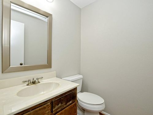 1501 Barton Springs Rd, Austin TX  78704-8882 exterior