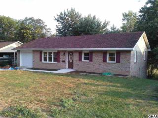 15 Carolyn St, Harrisburg, PA 17112-2904