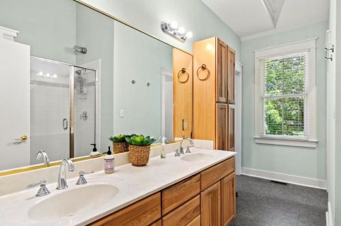 747 Winthrop St, Mount Pleasant SC  exterior