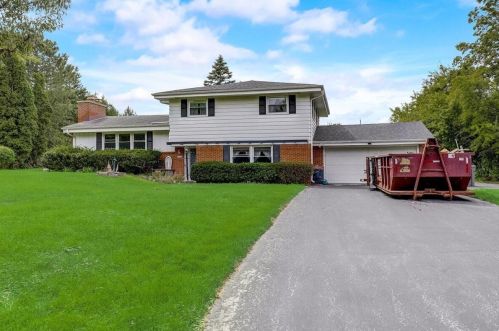 11315 Glenbrook Ln, Thiensville WI  53092-3113 exterior