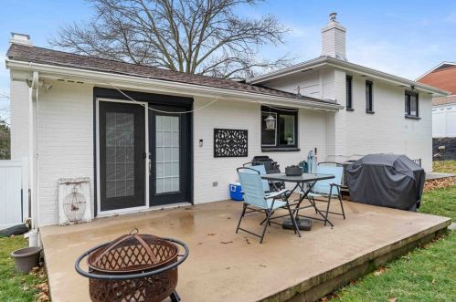 816 7th St, Oakmont PA  15139-1429 exterior