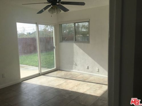 2720 Valencia Dr, Bakersfield CA  93306-6500 exterior