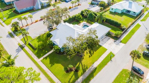 610 34th St, Palm City, FL 34990-3606