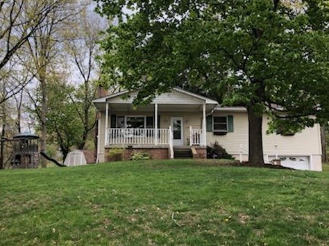 2642 Woodland Rd, Ambridge, PA 15003-1342