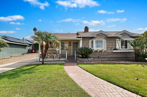 1006 Courtney Ave, Fullerton CA 92833-4461 exterior