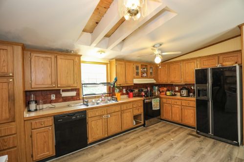 4070 Washington Rd, Washington NH  03280-3231 exterior