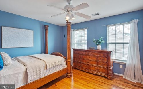 8701 Lords View Loop, Gainesville VA  20155-5806 exterior