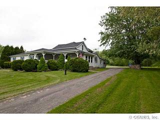 5312 Swadling Rd, Ontario, NY 14519-9126