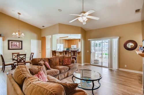 13664 La Familia Ct, Lakeside, CA 92040-4800