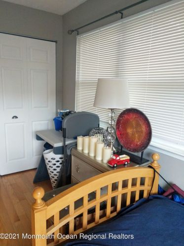 94 Greenwood Loop Rd, Bricktown NJ  08724-1255 exterior