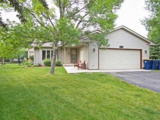 17517 Freeport Ct, Farmington, MN 55024-8198