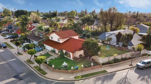 1558 Harding St, Orange, CA 92867-4441
