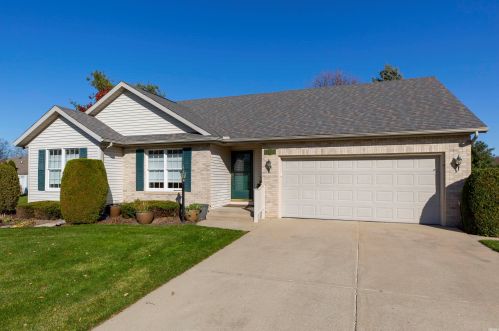 14405 Lark Ct, Mishawaka, IN 46545-1869