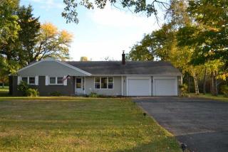 26 Droms Rd, Schenectady, NY 12148-1401