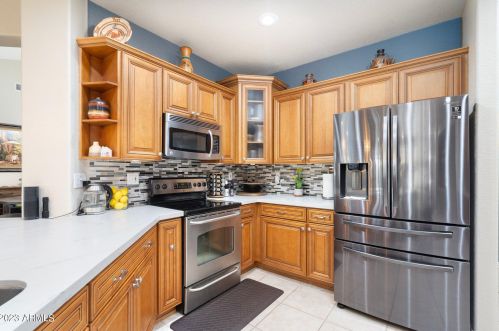 16254 Escondido Ct, Sun City AZ  85374-6428 exterior