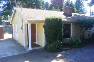 9020 220, Edmonds WA  98026-8140 exterior