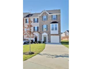 4830 Skyline Rdg Dr, Midlothian VA  23112-8338 exterior