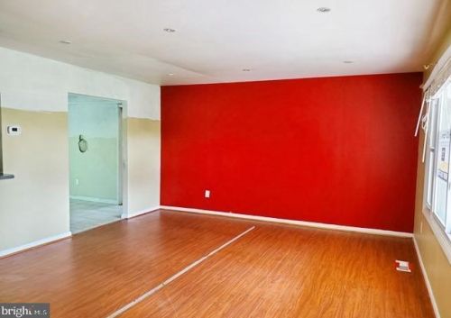 37 Holstone Ln, Willingboro NJ  08046-1817 exterior