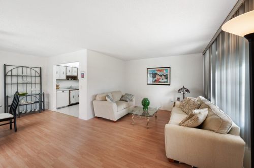 457 Capri J, Delray Beach FL  33484-5157 exterior