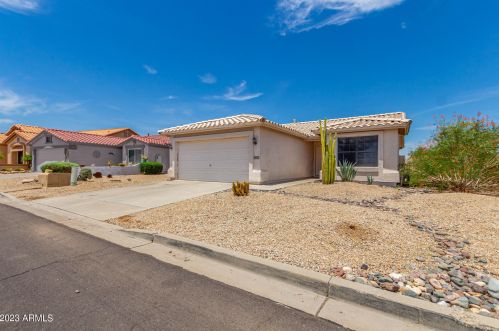 20036 Coyote Lakes Pkwy, Sun City, AZ 85378-2628