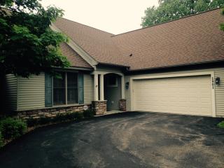 1901 Twilight Ln, Hudson, WI 54016-9271