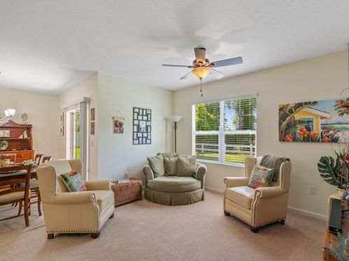 1359 Lexington Sq, Vero Beach, FL 32962-3434