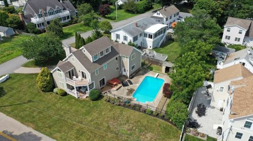 20 Roxbury Rd, South Kingstown RI  02882-2010 exterior