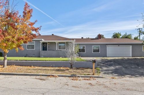 5793 Osbun Rd, San Bernardino, CA 92404-3264