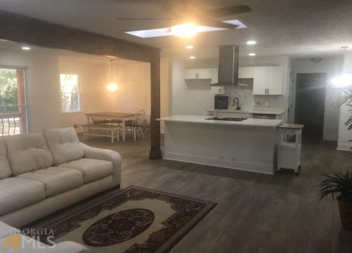 1146 Redwine Rd, Fayetteville GA  30215-2343 exterior