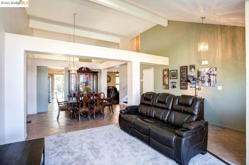 2309 Windsor Ln, Oakley CA  94561-3317 exterior