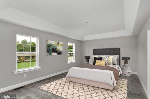 706 Hornblende Ave, Kennett Sq PA  19348-3614 exterior