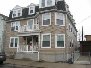 82 America St, Providence RI  02903-0014 exterior