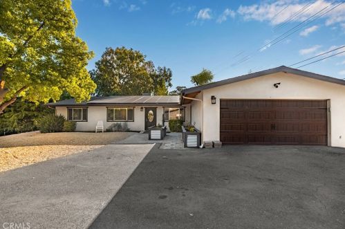 856 Sunset Dr, Redlands CA  92373-6938 exterior