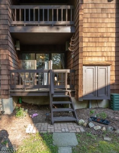 25 Osprey, Hackettstown NJ  07840-2726 exterior