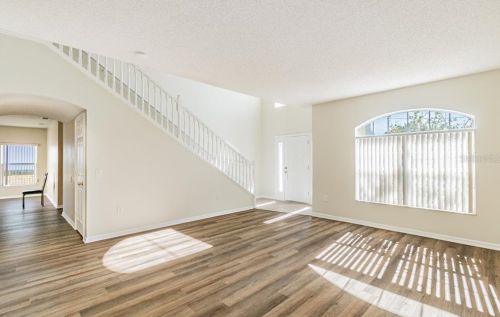 200 Albany Dr, Kissimmee FL 34758-2204 exterior